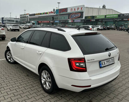 Белый Шкода Октавия, объемом двигателя 1.97 л и пробегом 250 тыс. км за 14500 $, фото 3 на Automoto.ua