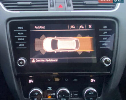 Белый Шкода Октавия, объемом двигателя 1.97 л и пробегом 210 тыс. км за 13999 $, фото 10 на Automoto.ua