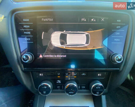 Білий Шкода Октавія, об'ємом двигуна 1.97 л та пробігом 210 тис. км за 14500 $, фото 12 на Automoto.ua