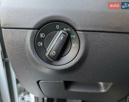 Білий Шкода Октавія, об'ємом двигуна 1.6 л та пробігом 210 тис. км за 14350 $, фото 30 на Automoto.ua
