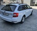 Белый Шкода Октавия, объемом двигателя 1.6 л и пробегом 274 тыс. км за 13000 $, фото 5 на Automoto.ua