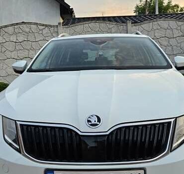 Белый Шкода Октавия, объемом двигателя 1.98 л и пробегом 223 тыс. км за 18999 $, фото 1 на Automoto.ua