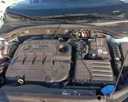 Білий Шкода Октавія, об'ємом двигуна 1.6 л та пробігом 223 тис. км за 15950 $, фото 24 на Automoto.ua