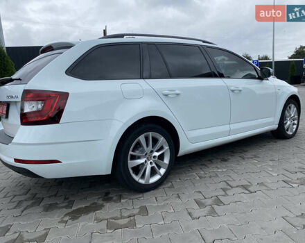 Белый Шкода Октавия, объемом двигателя 2 л и пробегом 176 тыс. км за 15350 $, фото 8 на Automoto.ua
