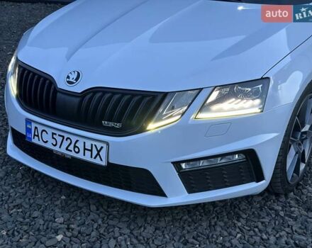 Белый Шкода Октавия, объемом двигателя 1.97 л и пробегом 260 тыс. км за 17900 $, фото 5 на Automoto.ua