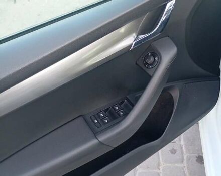 Білий Шкода Октавія, об'ємом двигуна 1.6 л та пробігом 223 тис. км за 15950 $, фото 19 на Automoto.ua