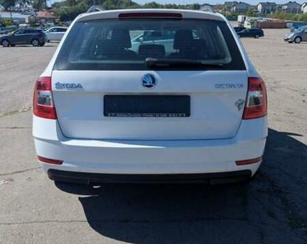 Білий Шкода Октавія, об'ємом двигуна 1.6 л та пробігом 250 тис. км за 11500 $, фото 3 на Automoto.ua