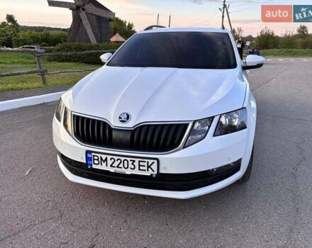 Шкода Октавия 2018 в Киеве на Automoto.ua Белый Шкода Октавия, объемом двигателя 1.6 л и пробегом 206 тыс. км за 14600 $, фото 3 на Automoto.ua