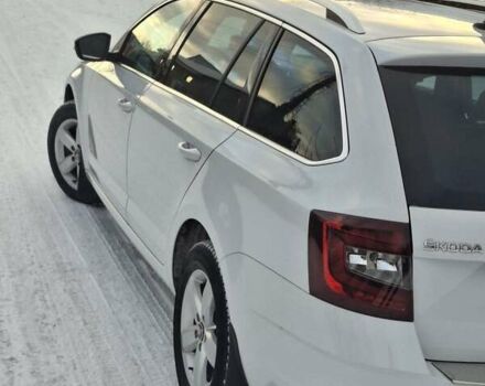 Белый Шкода Октавия, объемом двигателя 1.6 л и пробегом 240 тыс. км за 14100 $, фото 3 на Automoto.ua