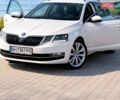Белый Шкода Октавия, объемом двигателя 1.6 л и пробегом 235 тыс. км за 14300 $, фото 1 на Automoto.ua