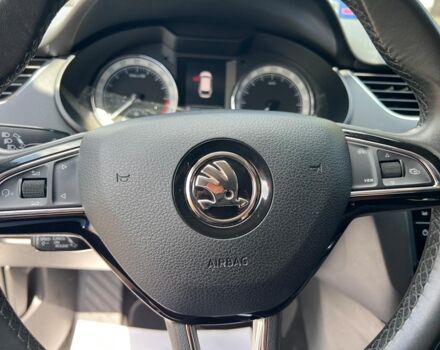 Белый Шкода Октавия, объемом двигателя 2 л и пробегом 209 тыс. км за 16990 $, фото 21 на Automoto.ua