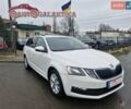 Белый Шкода Октавия, объемом двигателя 1.6 л и пробегом 239 тыс. км за 13599 $, фото 1 на Automoto.ua