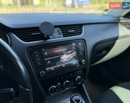 Шкода Октавия 2018 в Ровно на Automoto.ua Белый Шкода Октавия, объемом двигателя 1.6 л и пробегом 196 тыс. км за 14300 $, фото 10 на Automoto.ua