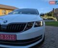 Білий Шкода Октавія, об'ємом двигуна 1.6 л та пробігом 210 тис. км за 14350 $, фото 5 на Automoto.ua