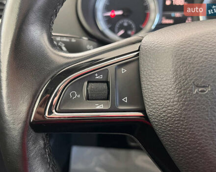 Белый Шкода Октавия, объемом двигателя 1.6 л и пробегом 209 тыс. км за 15950 $, фото 10 на Automoto.ua