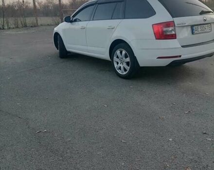 Белый Шкода Октавия, объемом двигателя 1.6 л и пробегом 211 тыс. км за 12900 $, фото 7 на Automoto.ua