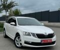 Білий Шкода Октавія, об'ємом двигуна 1.6 л та пробігом 227 тис. км за 11700 $, фото 1 на Automoto.ua