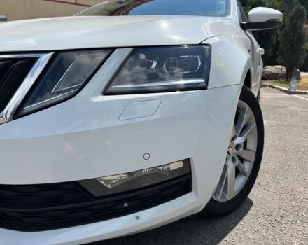 Белый Шкода Октавия, объемом двигателя 2 л и пробегом 209 тыс. км за 16990 $, фото 8 на Automoto.ua