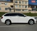 Белый Шкода Октавия, объемом двигателя 1.6 л и пробегом 310 тыс. км за 11000 $, фото 3 на Automoto.ua