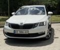 Білий Шкода Октавія, об'ємом двигуна 1.6 л та пробігом 221 тис. км за 12900 $, фото 2 на Automoto.ua