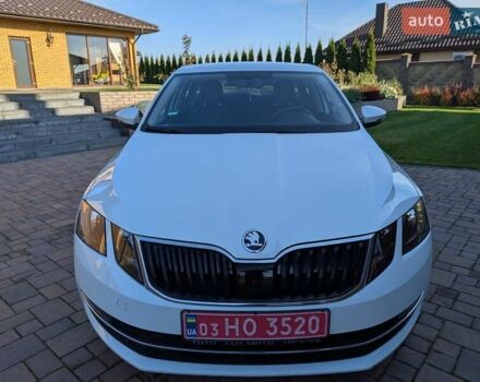 Білий Шкода Октавія, об'ємом двигуна 1.6 л та пробігом 210 тис. км за 14350 $, фото 3 на Automoto.ua