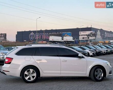 Білий Шкода Октавія, об'ємом двигуна 1.6 л та пробігом 302 тис. км за 14290 $, фото 9 на Automoto.ua