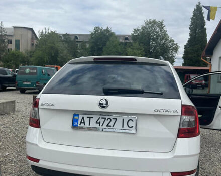 Белый Шкода Октавия, объемом двигателя 1.97 л и пробегом 291 тыс. км за 15500 $, фото 10 на Automoto.ua