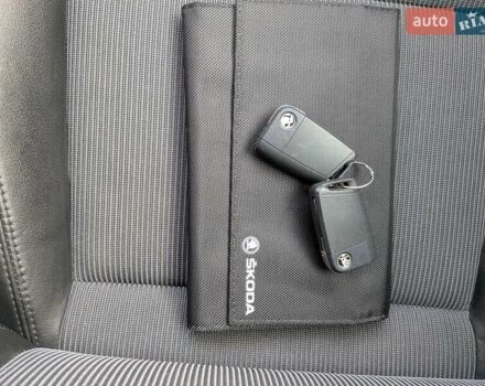 Білий Шкода Октавія, об'ємом двигуна 1.6 л та пробігом 210 тис. км за 14350 $, фото 57 на Automoto.ua