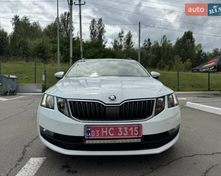 Шкода Октавія 2019 у Ирпене на Automoto.ua Білий Шкода Октавія, об'ємом двигуна 2 л та пробігом 280 тис. км за 14800 $, фото 28 на Automoto.ua