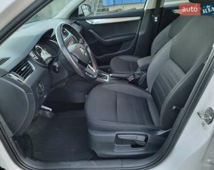Білий Шкода Октавія, об'ємом двигуна 1.6 л та пробігом 218 тис. км за 13500 $, фото 36 на Automoto.ua