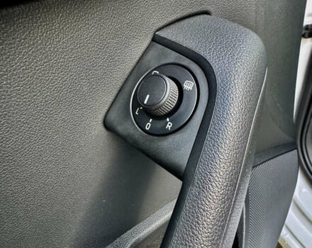 Білий Шкода Октавія, об'ємом двигуна 1.97 л та пробігом 230 тис. км за 15750 $, фото 34 на Automoto.ua