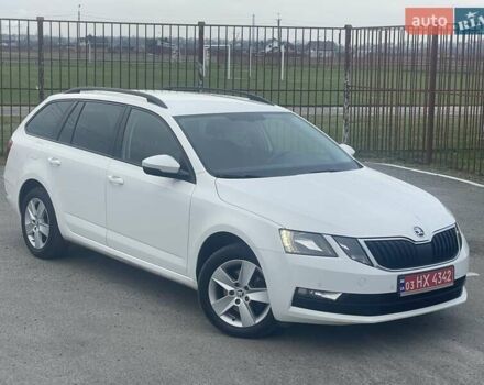 Білий Шкода Октавія, об'ємом двигуна 2 л та пробігом 218 тис. км за 13999 $, фото 13 на Automoto.ua