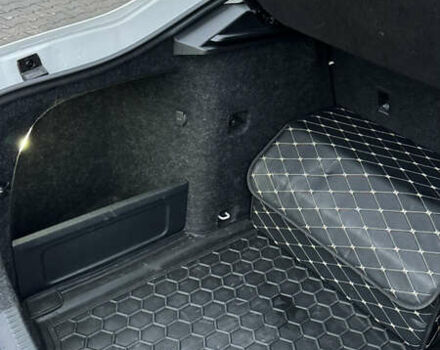 Белый Шкода Октавия, объемом двигателя 1.4 л и пробегом 75 тыс. км за 16500 $, фото 3 на Automoto.ua