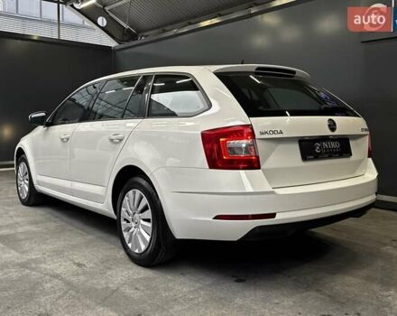 Белый Шкода Октавия, объемом двигателя 1.97 л и пробегом 148 тыс. км за 18300 $, фото 10 на Automoto.ua