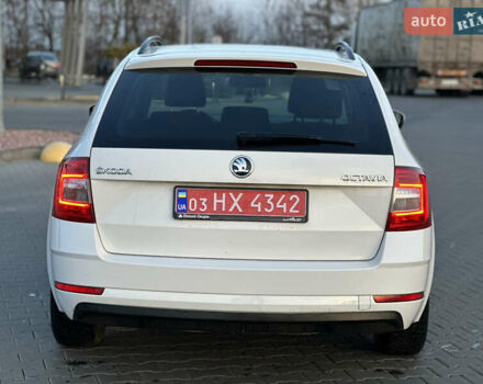 Білий Шкода Октавія, об'ємом двигуна 2 л та пробігом 217 тис. км за 14499 $, фото 20 на Automoto.ua