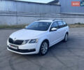 Белый Шкода Октавия, объемом двигателя 1.6 л и пробегом 196 тыс. км за 14300 $, фото 4 на Automoto.ua