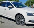 Белый Шкода Октавия, объемом двигателя 1.97 л и пробегом 192 тыс. км за 21500 $, фото 1 на Automoto.ua