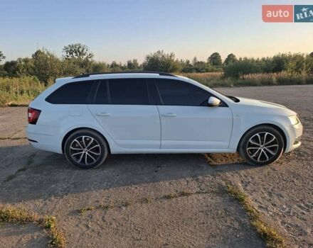 Белый Шкода Октавия, объемом двигателя 1.97 л и пробегом 285 тыс. км за 16000 $, фото 1 на Automoto.ua