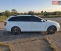 Белый Шкода Октавия, объемом двигателя 1.97 л и пробегом 285 тыс. км за 16000 $, фото 1 на Automoto.ua
