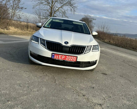 Белый Шкода Октавия, объемом двигателя 2 л и пробегом 183 тыс. км за 16650 $, фото 3 на Automoto.ua