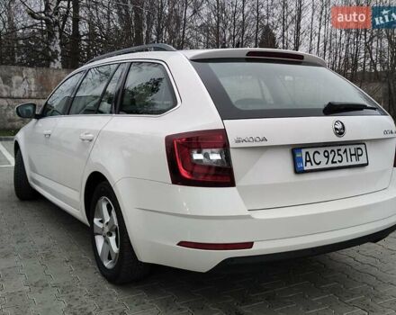 Білий Шкода Октавія, об'ємом двигуна 1.97 л та пробігом 198 тис. км за 14750 $, фото 16 на Automoto.ua