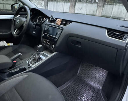 Белый Шкода Октавия, объемом двигателя 1.4 л и пробегом 75 тыс. км за 16500 $, фото 43 на Automoto.ua