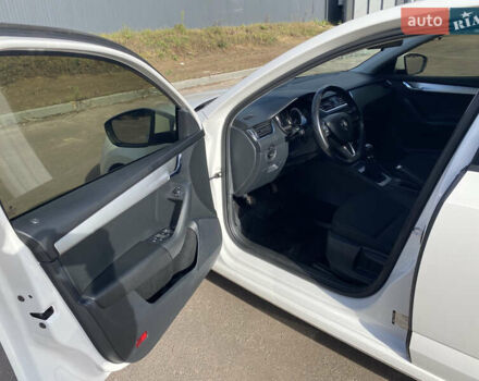 Білий Шкода Октавія, об'ємом двигуна 1.4 л та пробігом 186 тис. км за 12300 $, фото 7 на Automoto.ua