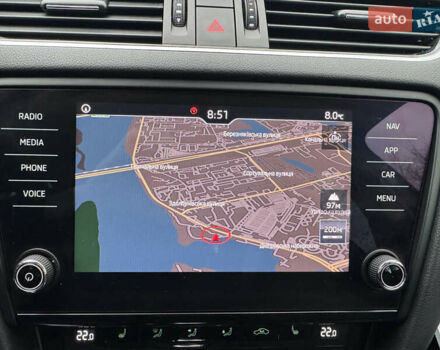 Белый Шкода Октавия, объемом двигателя 1.6 л и пробегом 196 тыс. км за 15499 $, фото 79 на Automoto.ua