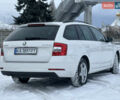 Білий Шкода Октавія, об'ємом двигуна 2.01 л та пробігом 235 тис. км за 14000 $, фото 4 на Automoto.ua
