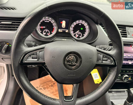 Білий Шкода Октавія, об'ємом двигуна 2 л та пробігом 209 тис. км за 16500 $, фото 22 на Automoto.ua