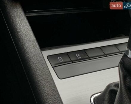 Білий Шкода Октавія, об'ємом двигуна 1.6 л та пробігом 202 тис. км за 16655 $, фото 47 на Automoto.ua