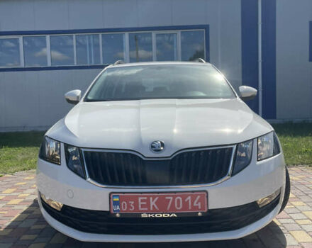 Білий Шкода Октавія, об'ємом двигуна 1.6 л та пробігом 293 тис. км за 13500 $, фото 59 на Automoto.ua