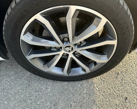 Белый Шкода Октавия, объемом двигателя 2 л и пробегом 183 тыс. км за 16650 $, фото 43 на Automoto.ua