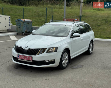 Шкода Октавія 2019 у Ирпене на Automoto.ua Білий Шкода Октавія, об'ємом двигуна 2 л та пробігом 280 тис. км за 14800 $, фото 56 на Automoto.ua